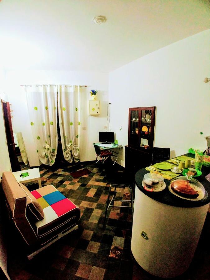 Planet Rooms Бронте Екстериор снимка